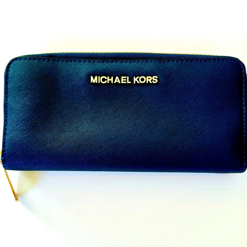 Michael Kors - Jet Set Large Saffiano Leather Continental Wallet - Navy - EUC
